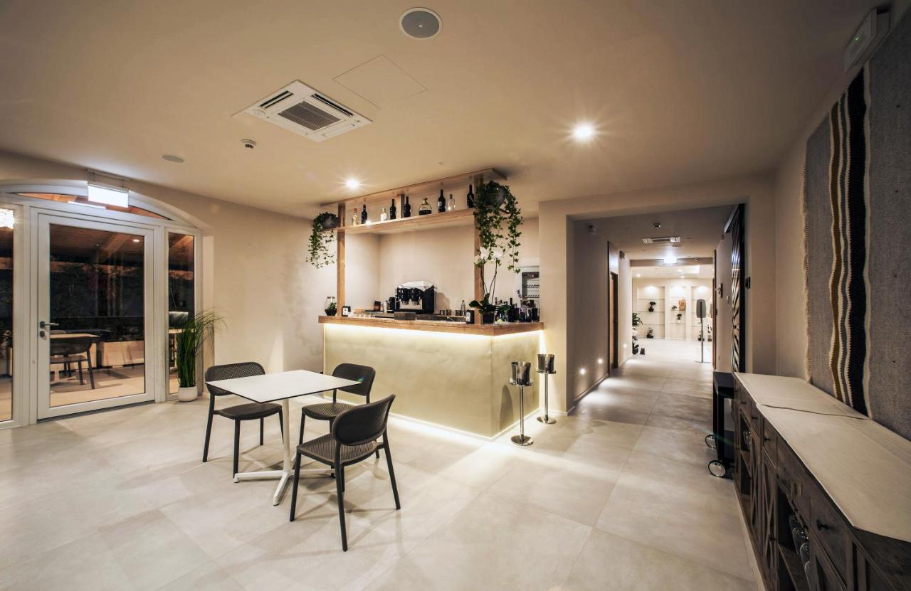 Noha Lifestyle Hotel - Adults Only Pula Esterno foto