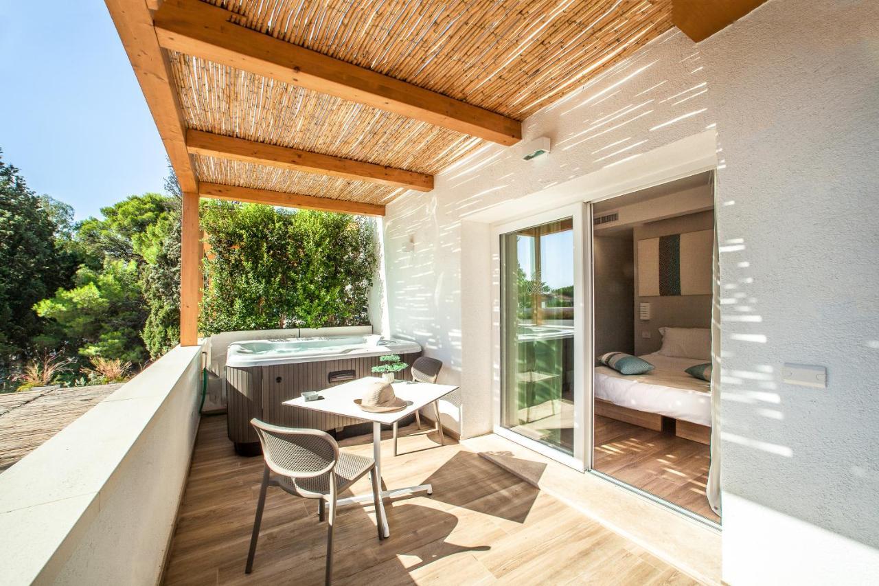 Noha Lifestyle Hotel - Adults Only Pula Esterno foto